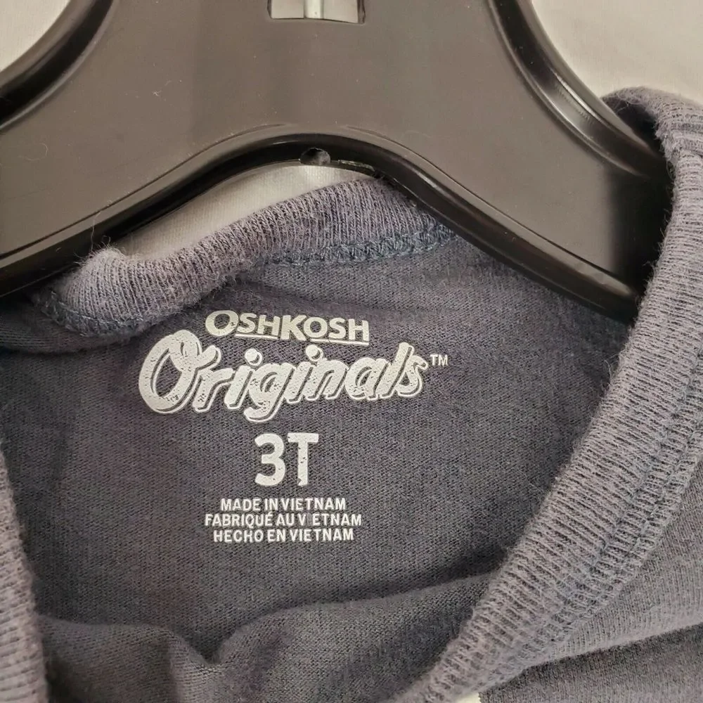 Oshkosh B'Gosh Boys Gray‎ Shark Print Shirt Toddler Size 3T